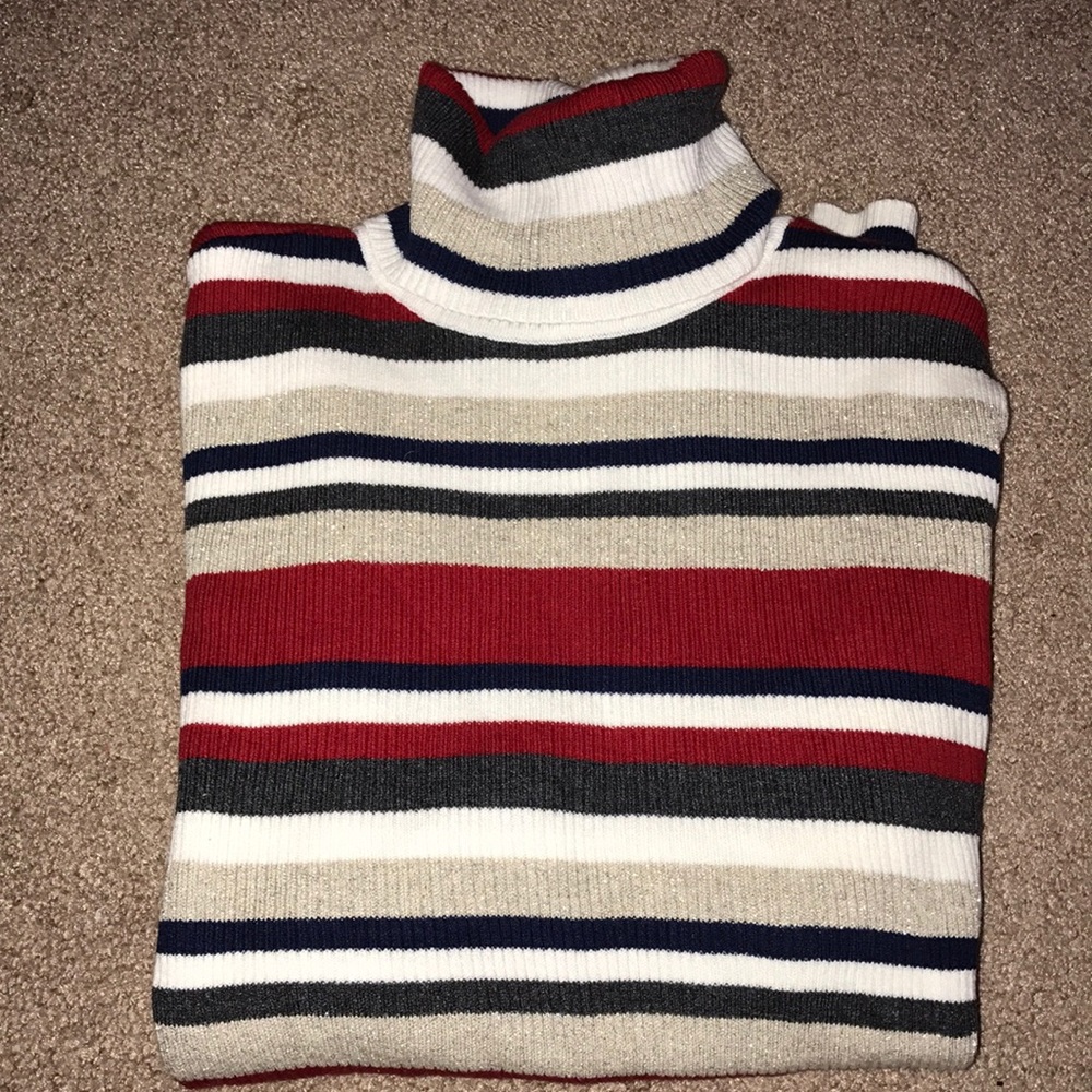 Turtle neck sweater.